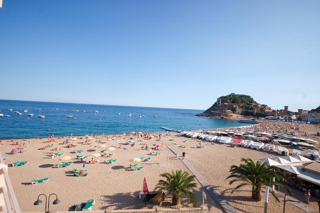 Lets Holidays Tossa De Mar Beach Apartment Exterior photo