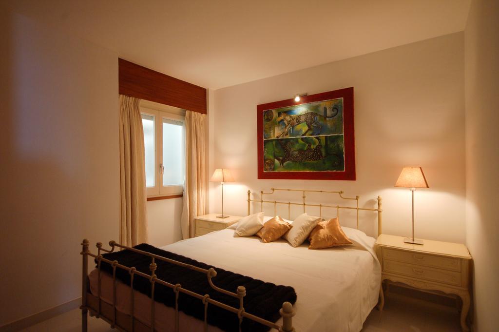 Lets Holidays Tossa De Mar Beach Apartment Exterior photo