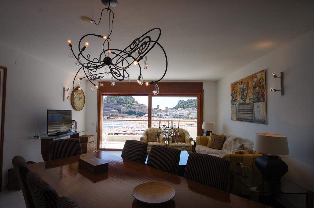 Lets Holidays Tossa De Mar Beach Apartment Exterior photo