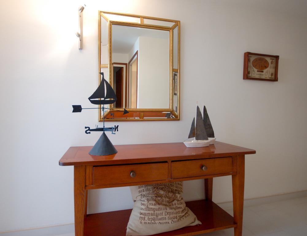 Lets Holidays Tossa De Mar Beach Apartment Exterior photo