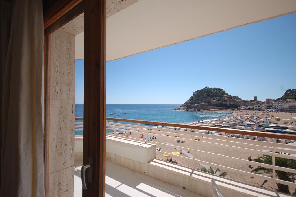 Lets Holidays Tossa De Mar Beach Apartment Exterior photo