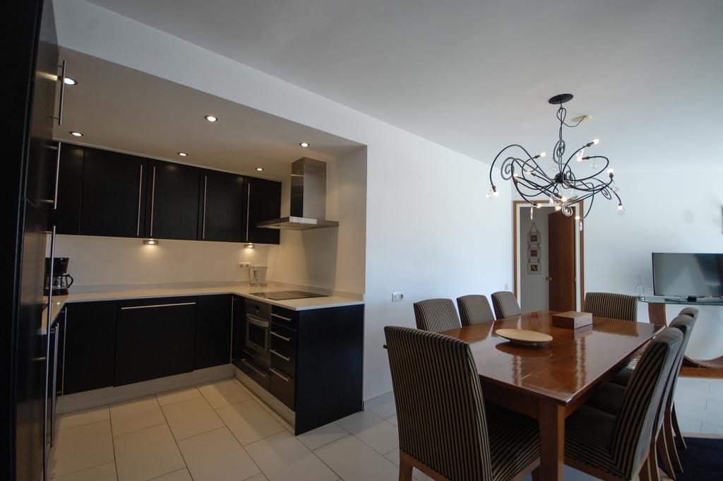 Lets Holidays Tossa De Mar Beach Apartment Exterior photo