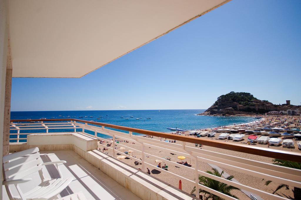 Lets Holidays Tossa De Mar Beach Apartment Exterior photo