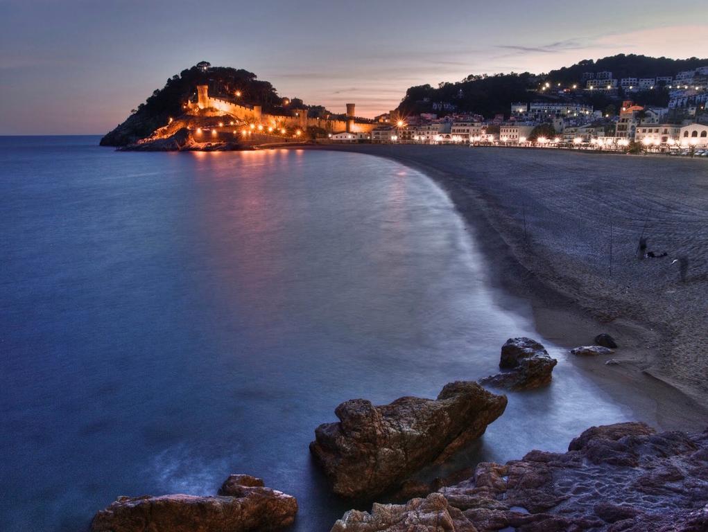 Lets Holidays Tossa De Mar Beach Apartment Exterior photo